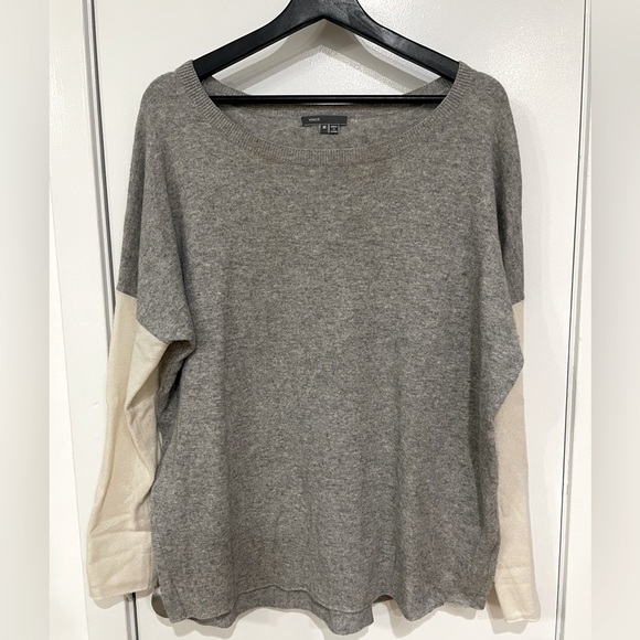 Vince Neck Sweater. Gray and Beige. Size M - Picture 1 of 5